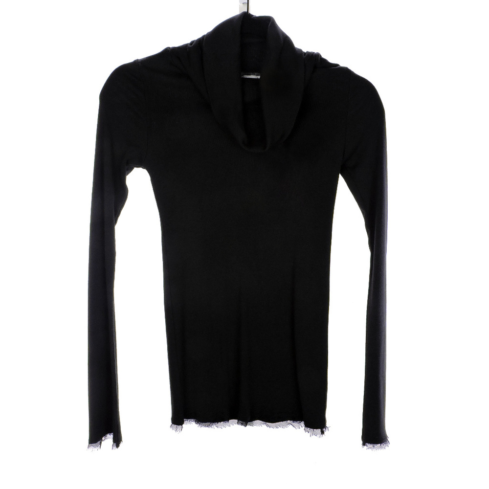 LinQ Turtle Black Neck Top Size Small